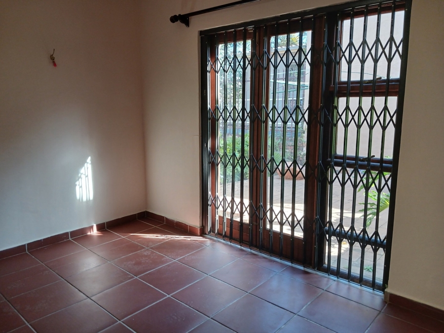 To Let 4 Bedroom Property for Rent in Schoemansville North West